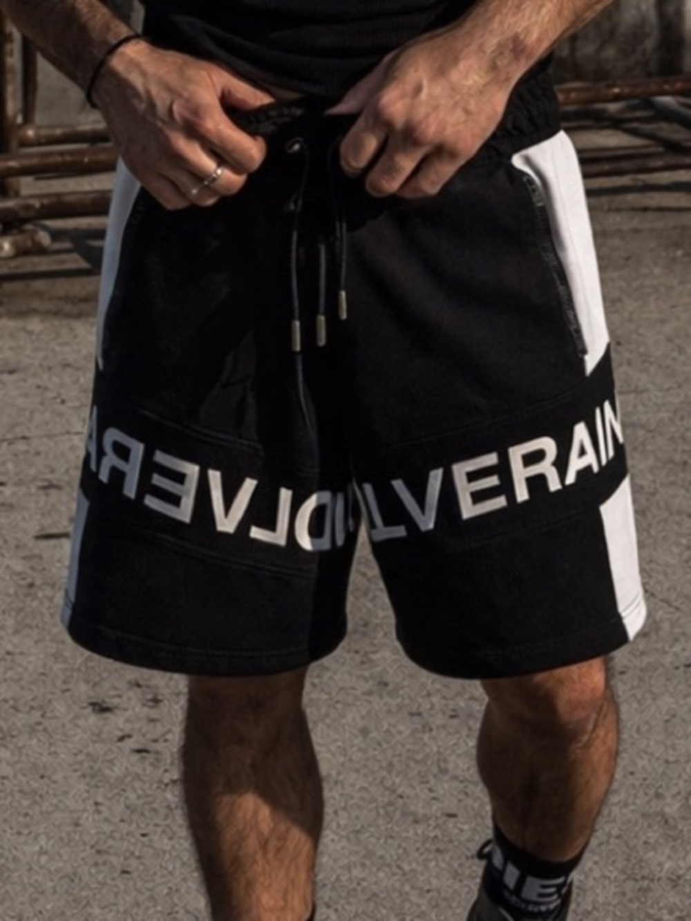 Diesel DLVERANCE Logo Shorts Black White Oversized Streetwear S/M